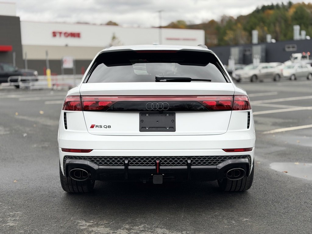 New 2026 Audi RS Q8 performance image 5