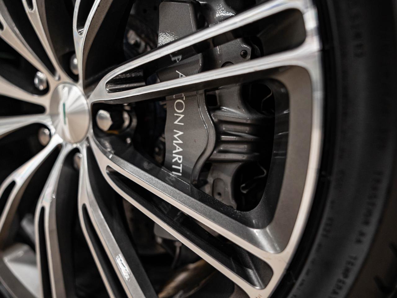 Used 2012 Aston Martin Virage Volante image 13