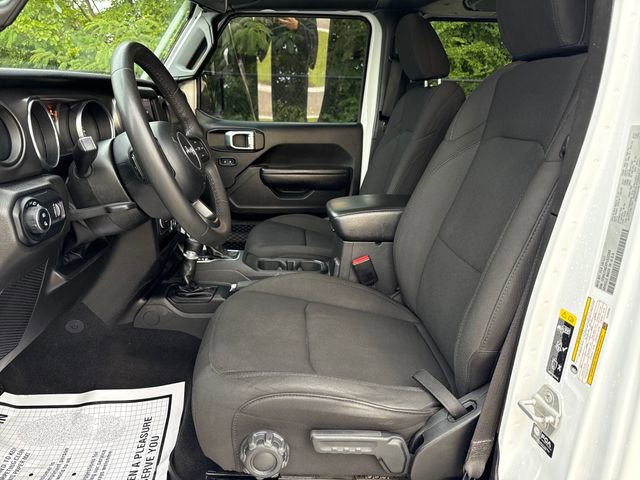 Used 2023 Jeep Gladiator Sport image 9