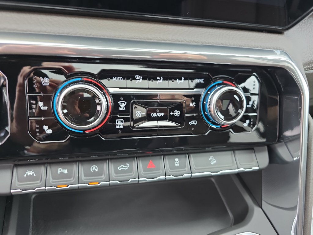 New 2026 GMC Sierra 1500 Denali w/ Denali Reserve Package image 29