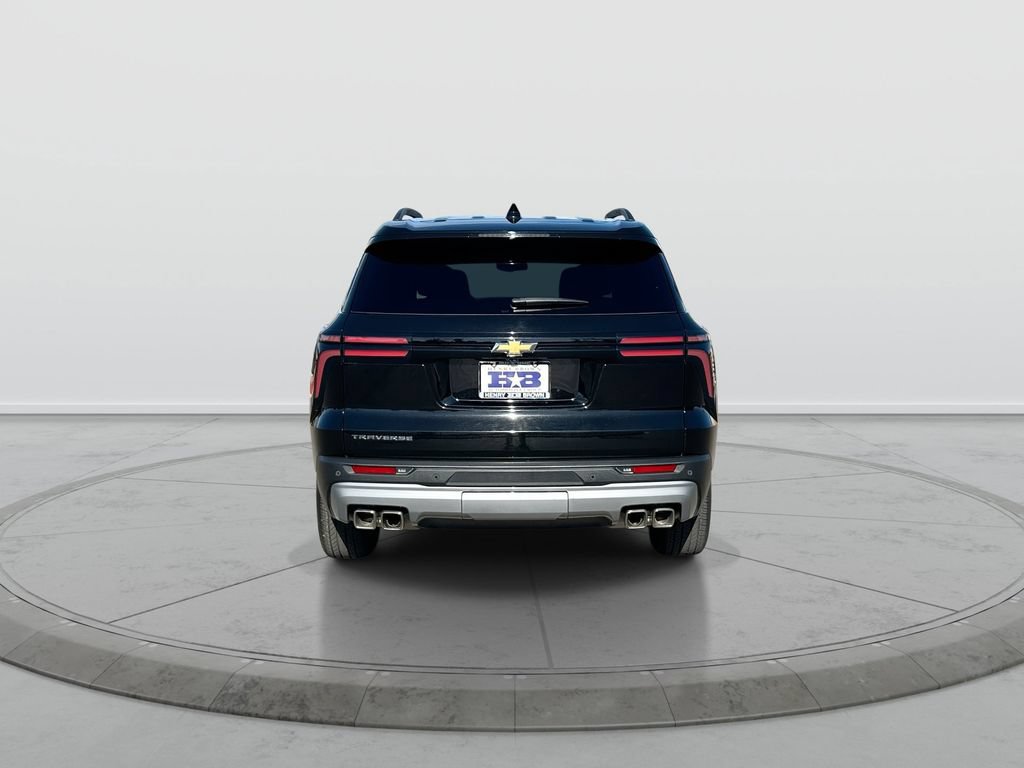 Used 2025 Chevrolet Traverse LT FWD image 7