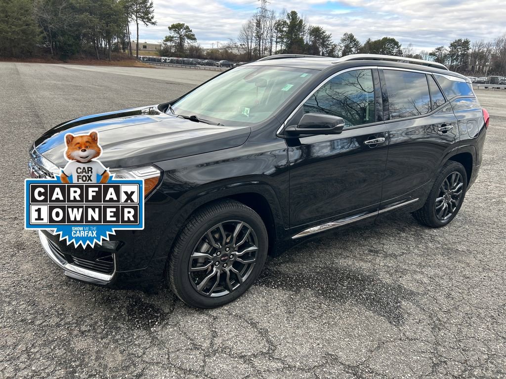 Used 2022 GMC Terrain Denali w/ Black Diamond Edition