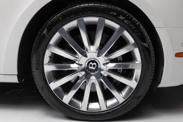 Used 2017 Bentley Mulsanne RWD image 38