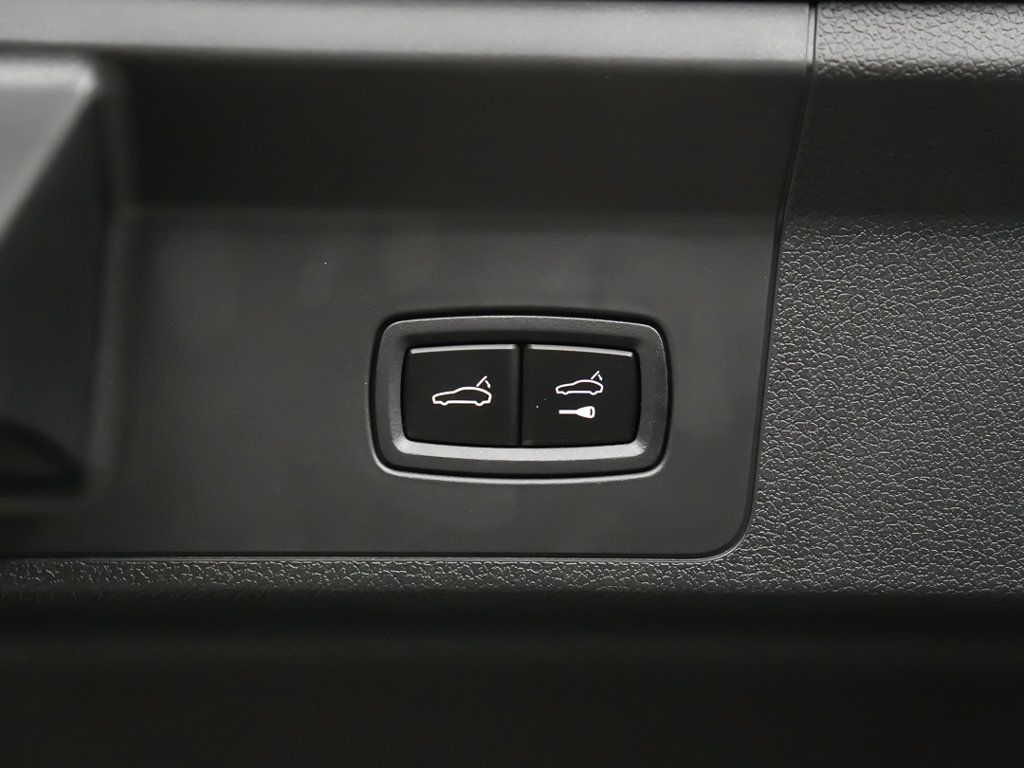 New 2026 Porsche Panamera 4 AWD/4WD image 14