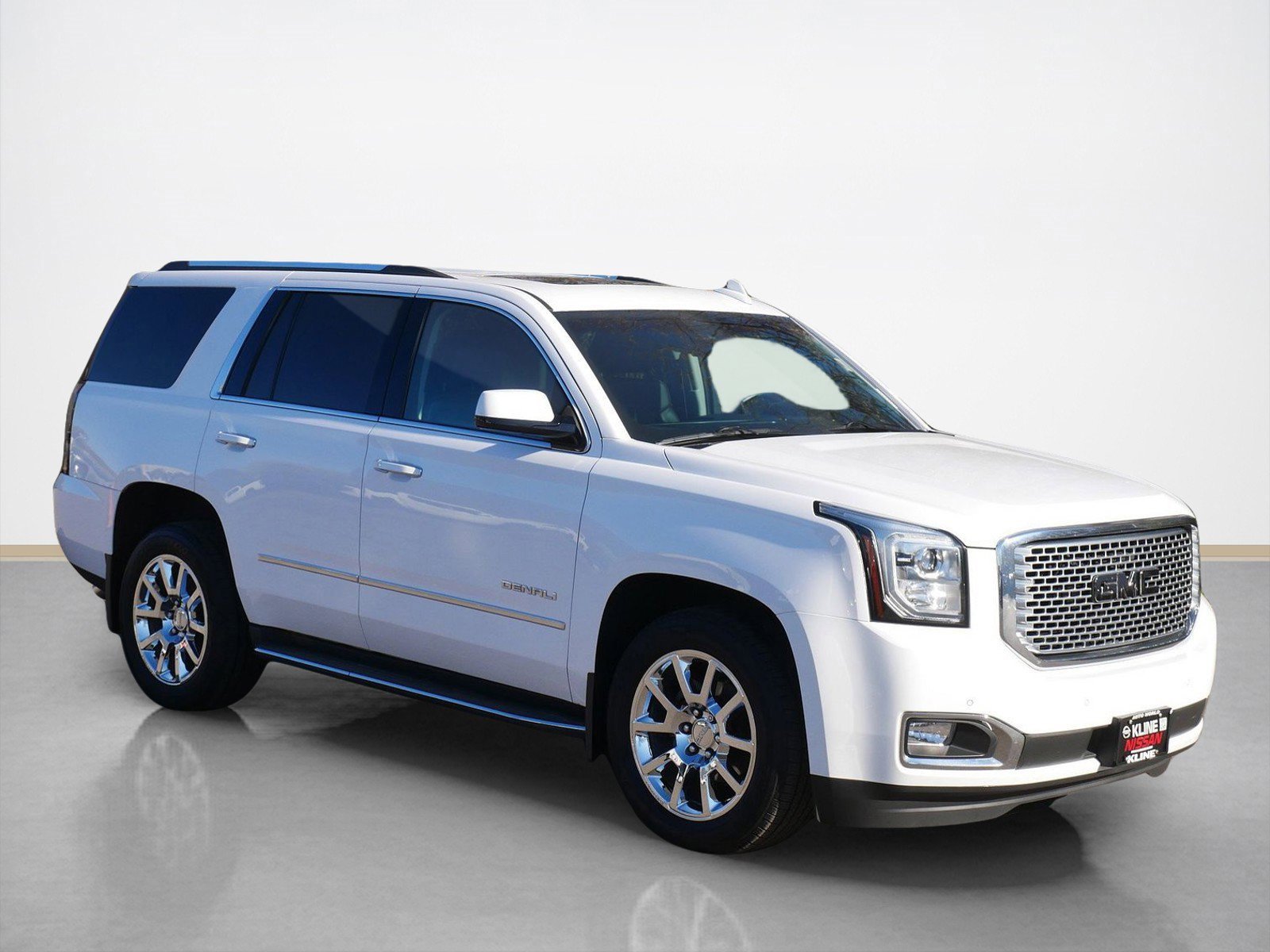 Used 2015 GMC Yukon Denali w/ Open Road Package image 1