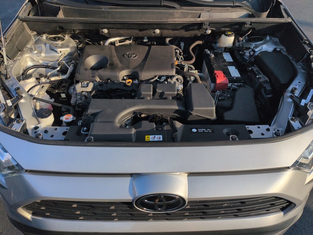 Certified 2024 Toyota RAV4 LE AWD/4WD image 22