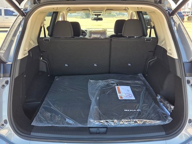 New 2026 Nissan Rogue SV FWD image 11