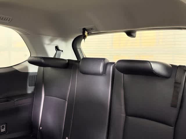 Used 2024 Toyota Grand Highlander AWD image 26