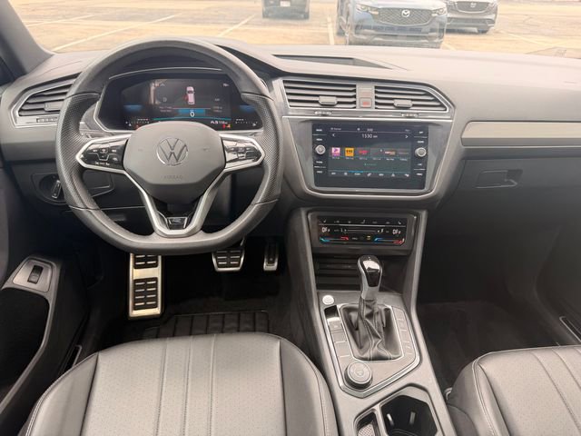 Certified 2024 Volkswagen Tiguan SE R-Line AWD/4WD image 16