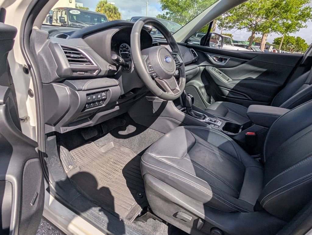 Used 2022 Subaru Forester Touring image 11