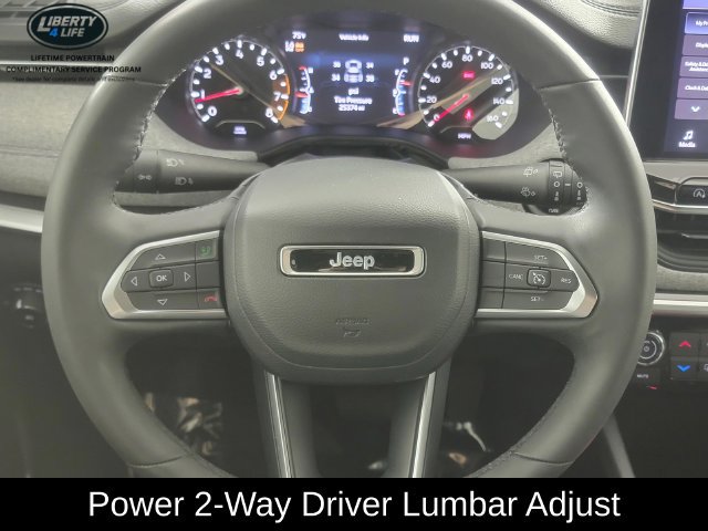 Used 2023 Jeep Compass Latitude w/ Convenience Group AWD/4WD image 27