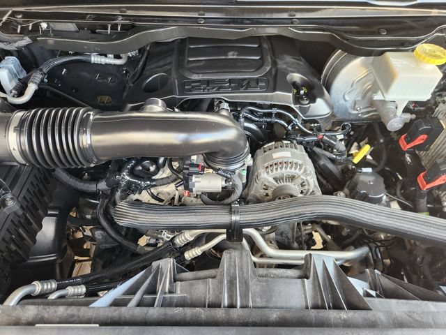 Used 2019 RAM 1500 Laramie RWD image 32