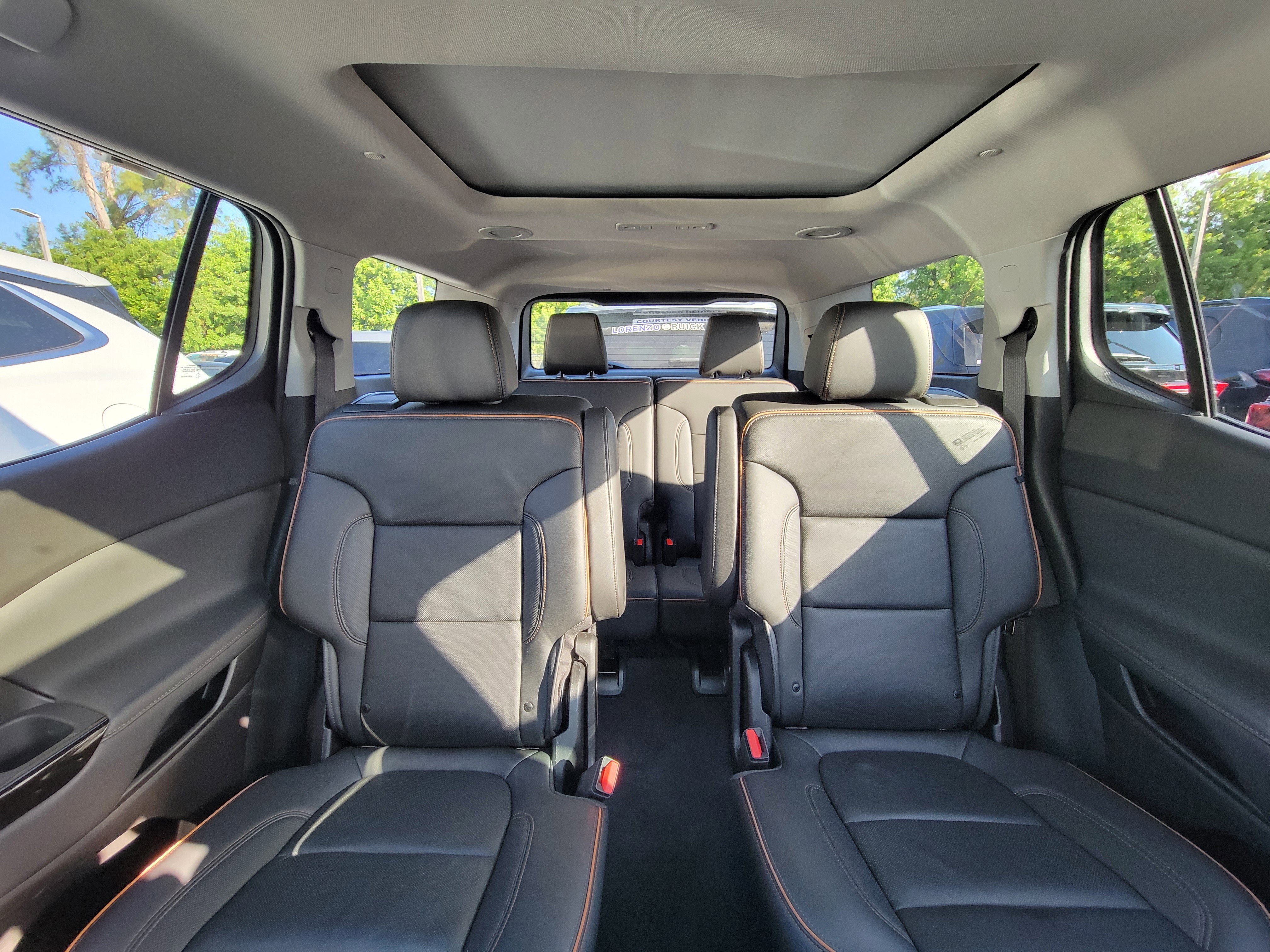 Used 2023 GMC Acadia AT4 w/ Technology Package image 17