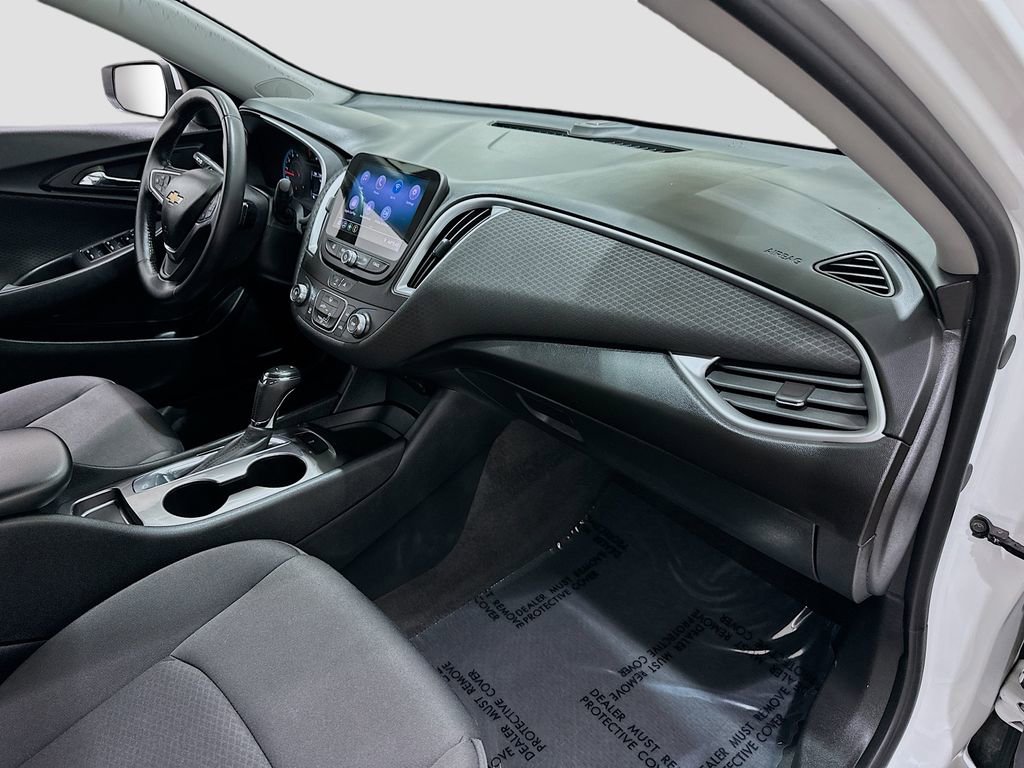 Used 2020 Chevrolet Malibu RS FWD image 29