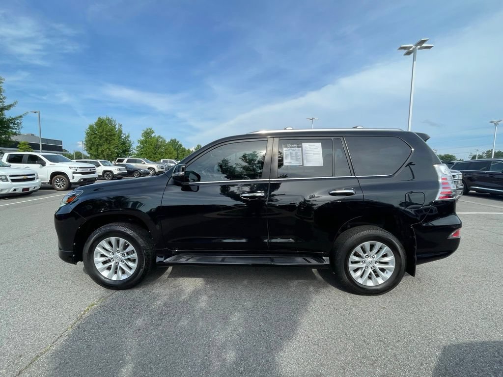 Used 2023 Lexus GX 460 Premium w/ Premium Package AWD/4WD image 4