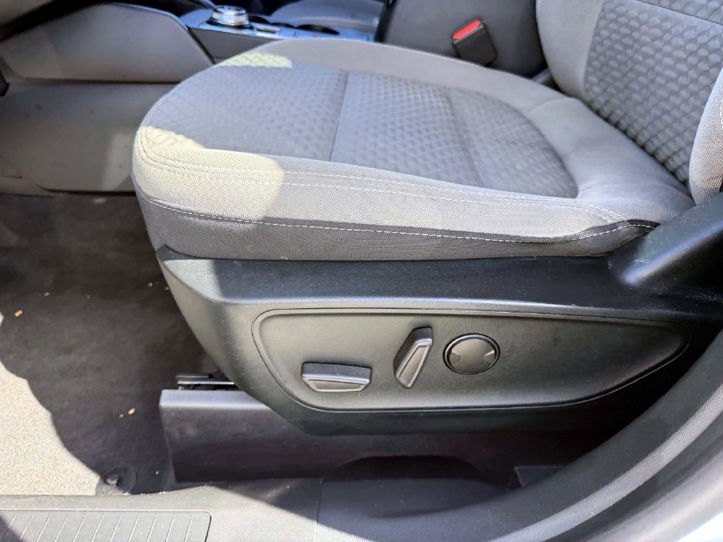 Used 2020 Ford Escape SE AWD/4WD image 15