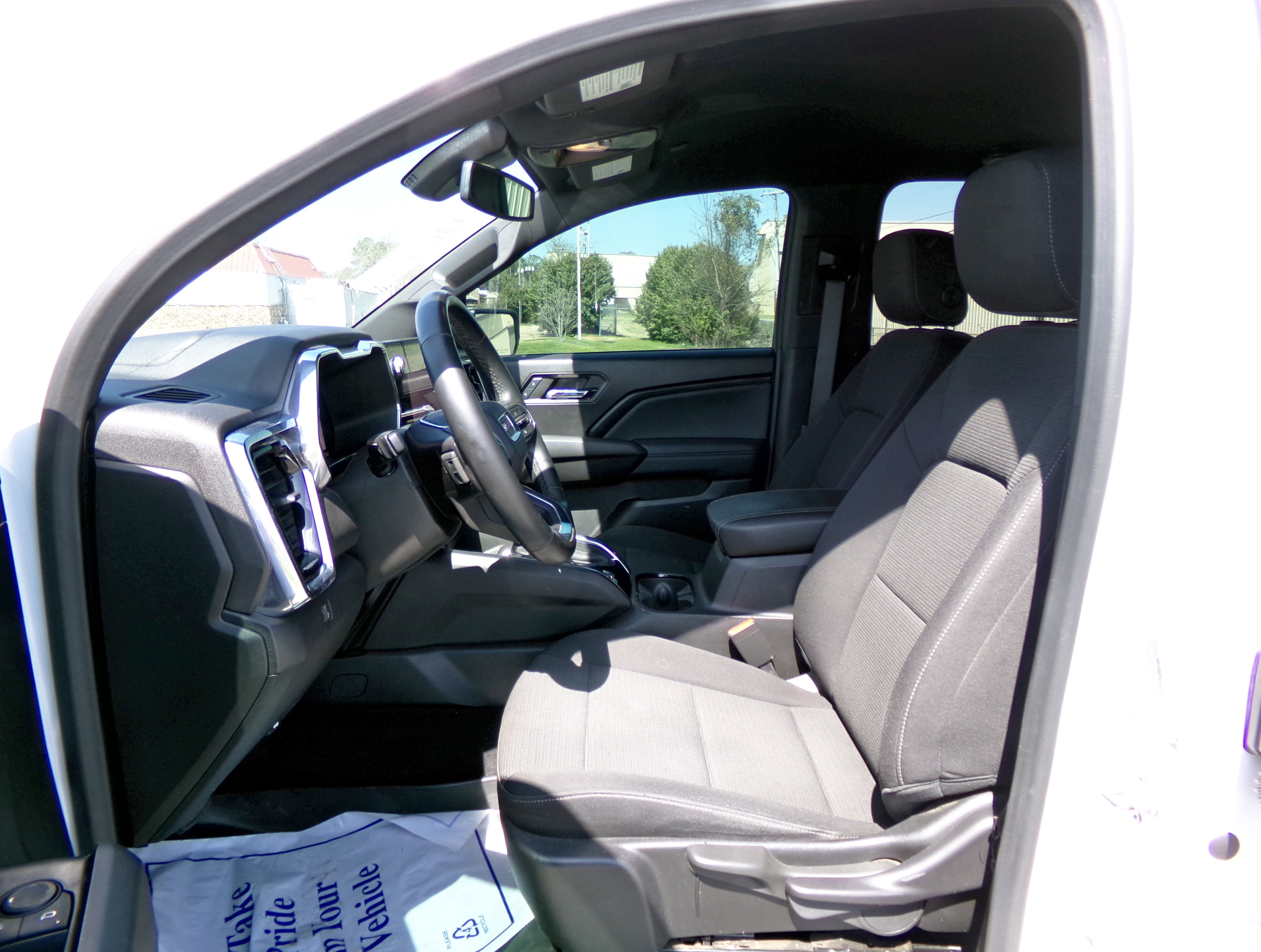 Used 2024 GMC Canyon Elevation w/ Convenience Package image 8