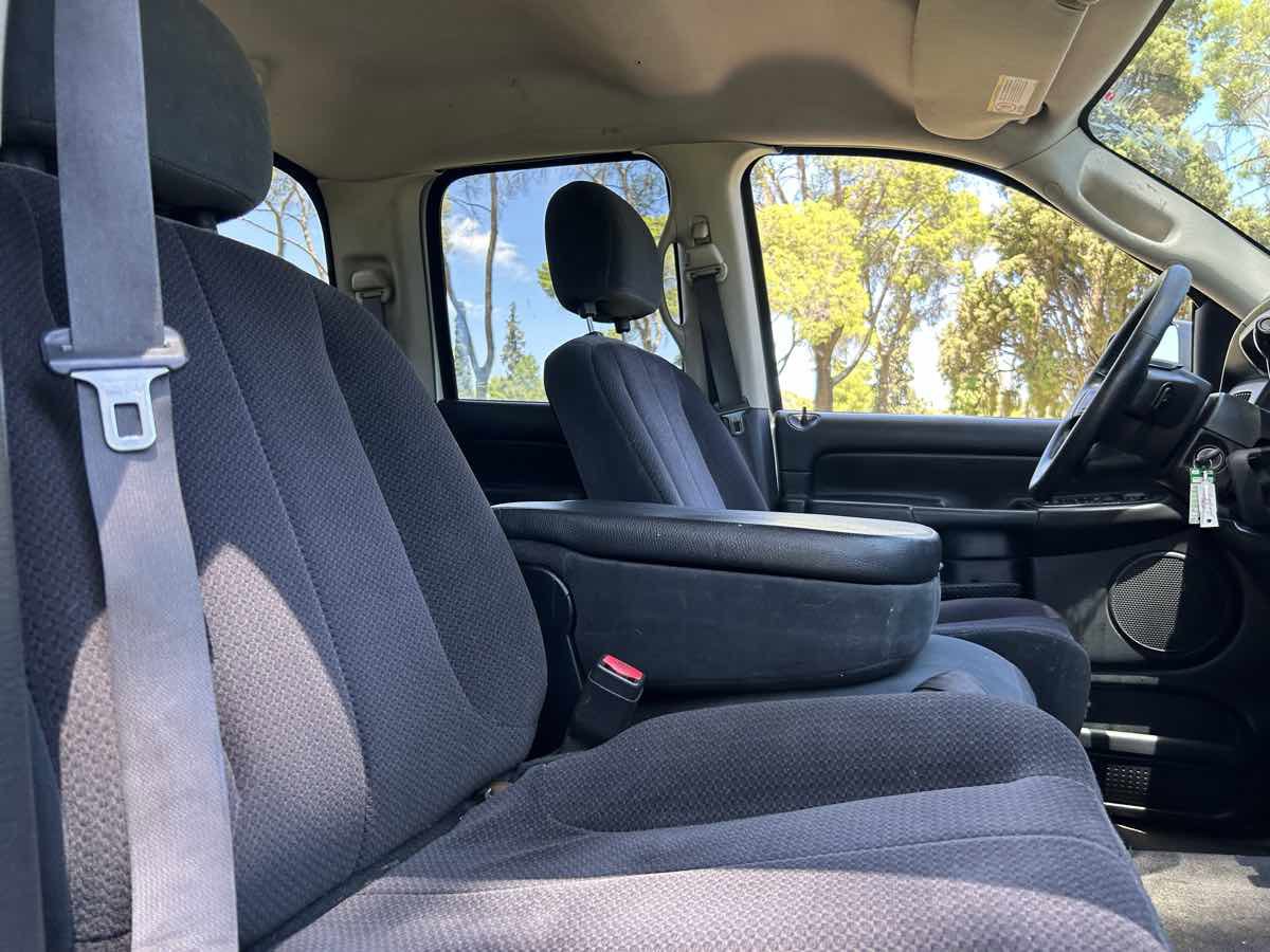 Used 2004 Dodge Ram 3500 Truck SLT w/ Sport Appearance Group image 28