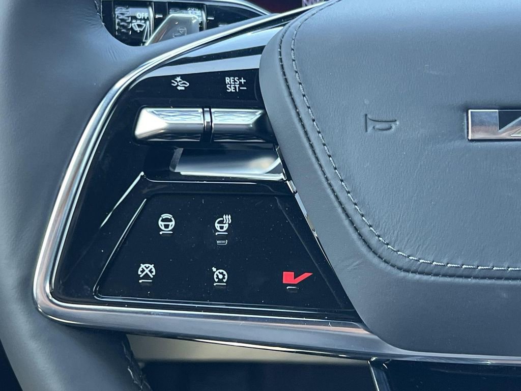New 2026 Cadillac Lyriq V image 13