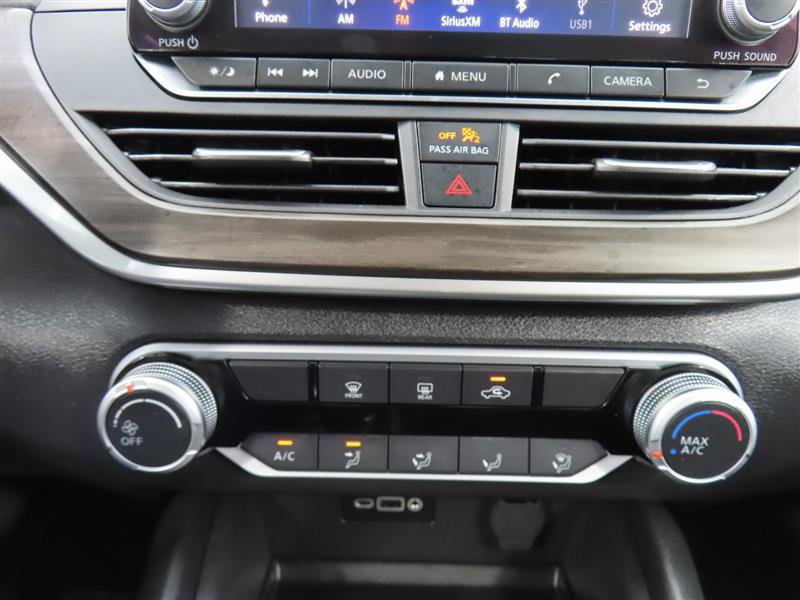 Used 2025 Nissan Altima 2.5 SV FWD image 22