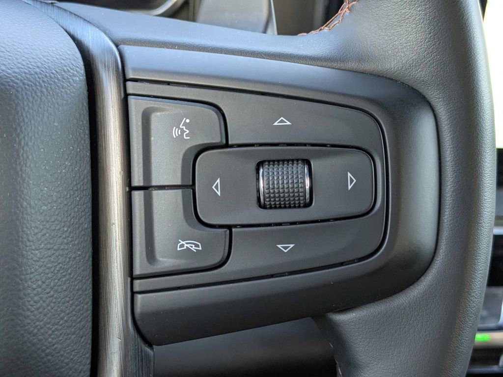 Used 2024 GMC Sierra 1500 AT4 w/ Technology Package image 33