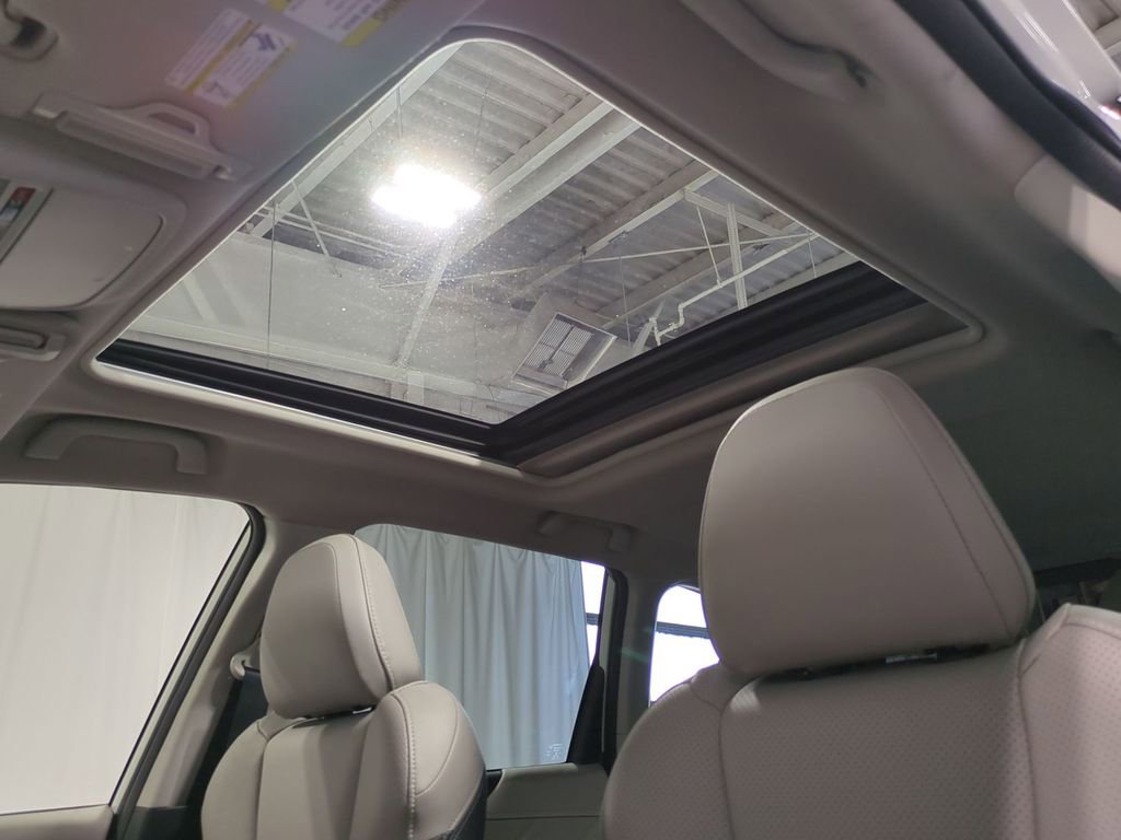 Used 2022 Subaru Forester Limited image 23