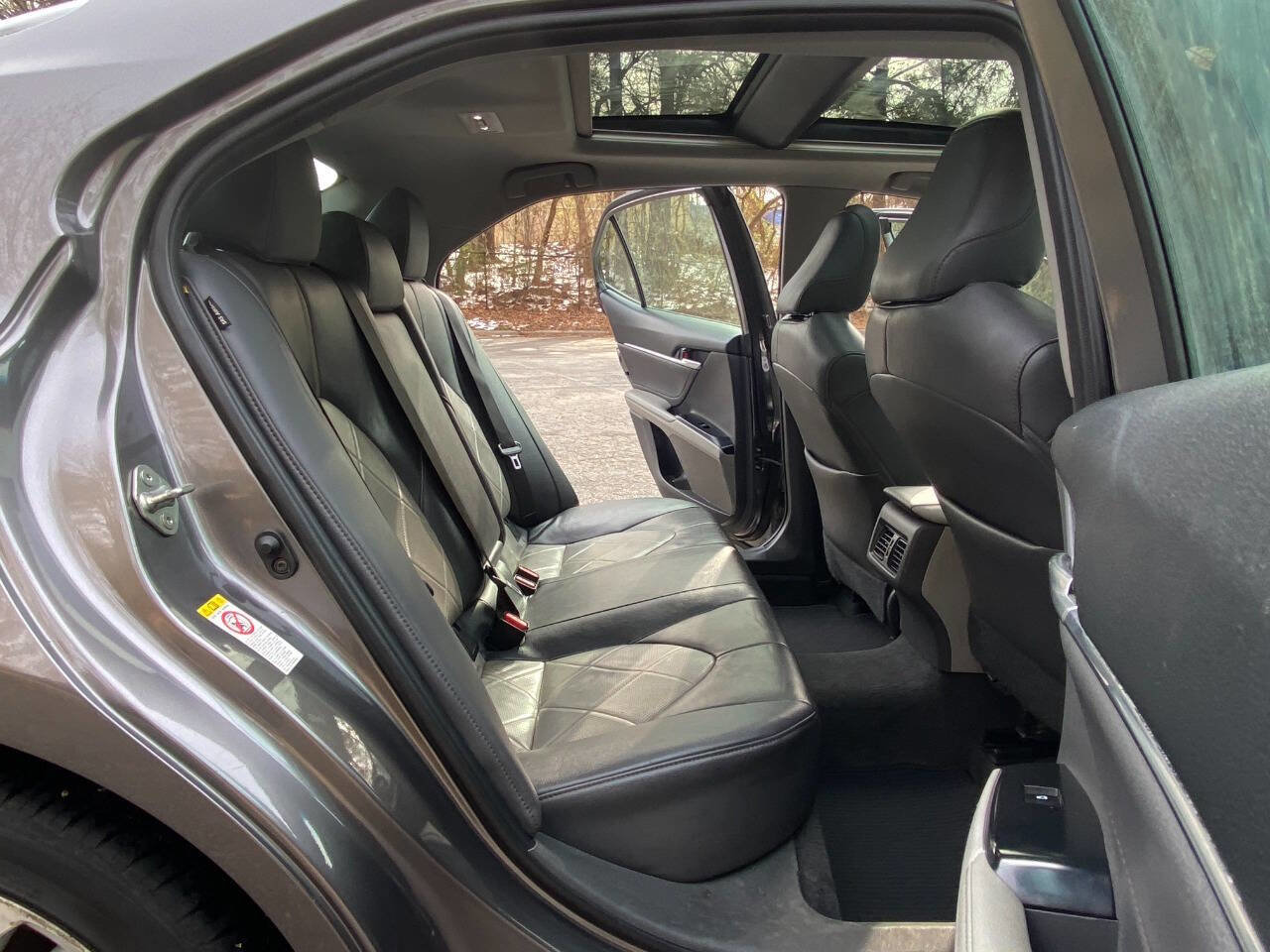 Used 2018 Toyota Camry XLE w/ Driver Assist Package FWD image 49