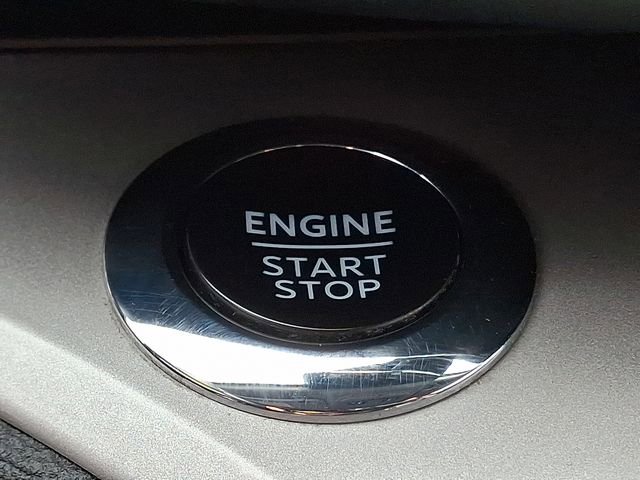 Certified 2023 Ford Explorer XLT w/ Equipment Group 202A image 24