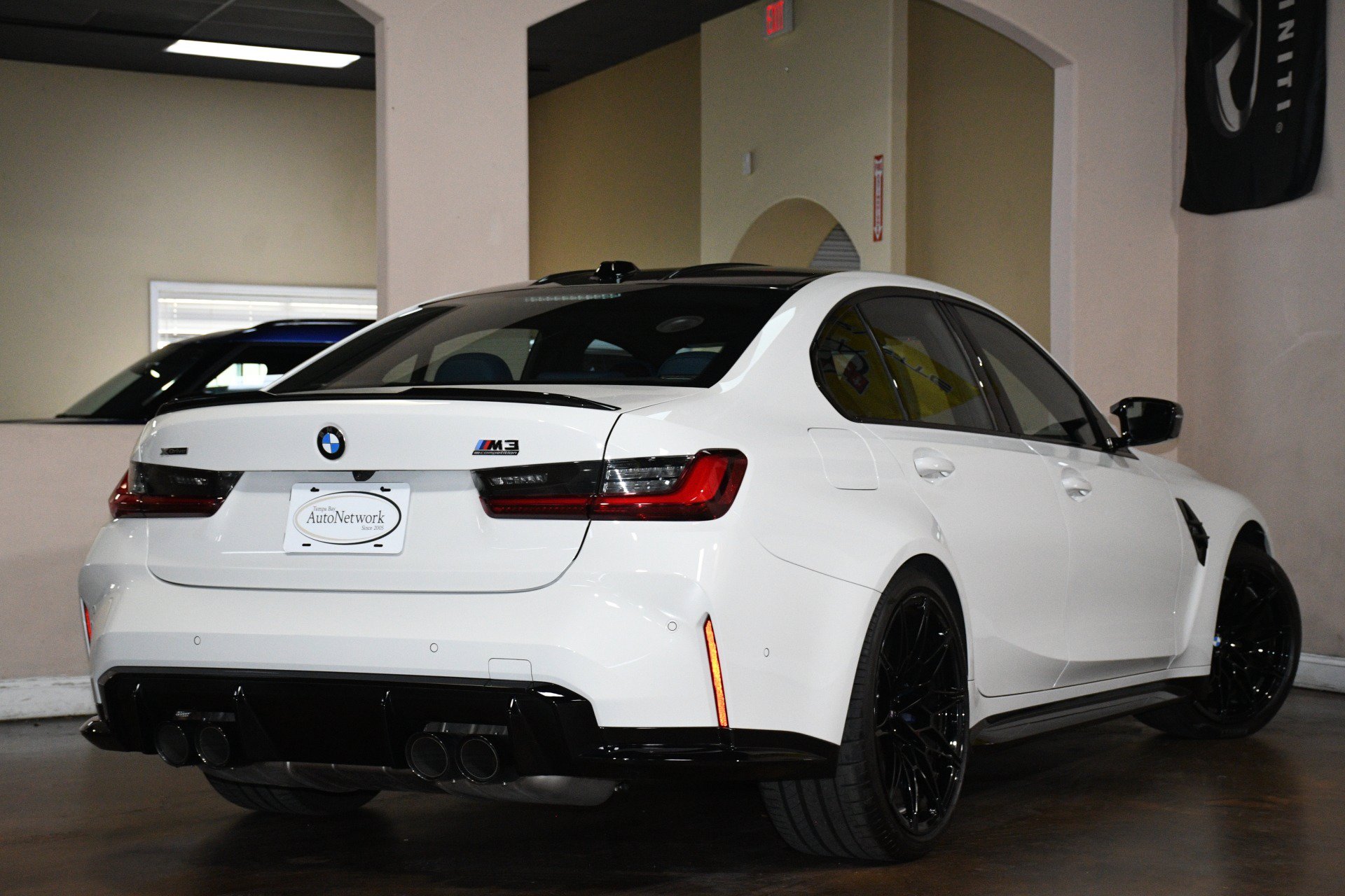 Used 2025 BMW M3 Competition AWD/4WD image 5