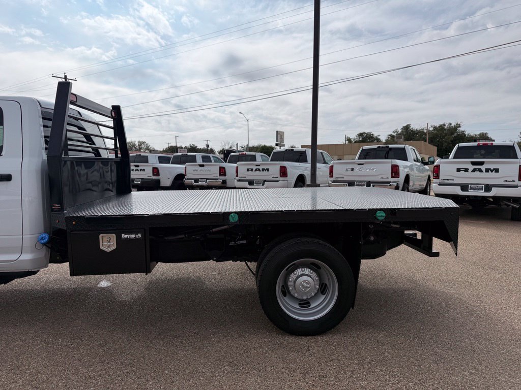 New 2027 RAM 5500 Tradesman w/ Chrome Appearance Group AWD/4WD image 8
