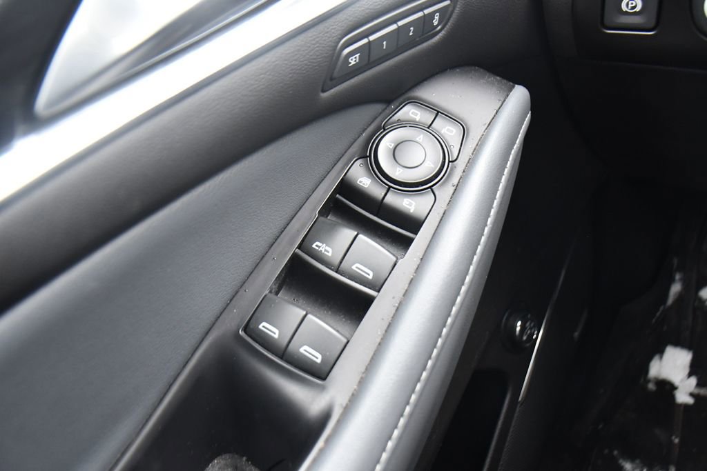 Used 2021 Buick Enclave Premium image 26