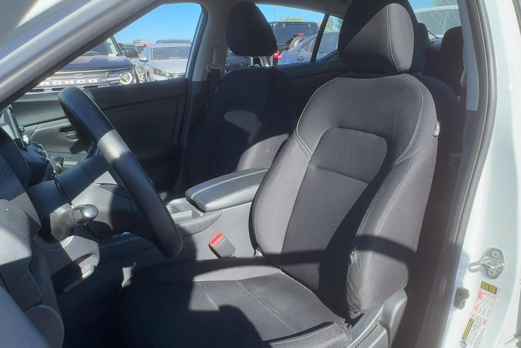 Used 2024 Nissan Sentra S FWD image 11
