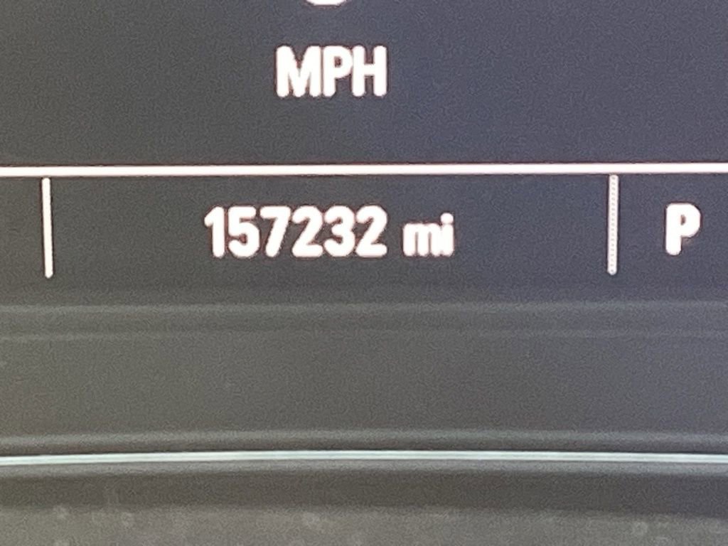 Used 2017 Chevrolet Cruze LT w/ Convenience Package image 4