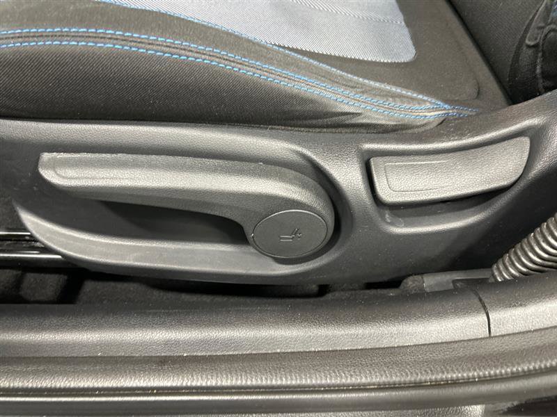 Used 2019 Hyundai Veloster 2.0 image 21