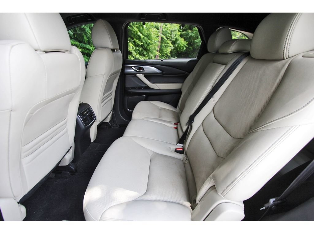 Used 2021 MAZDA CX-9 Grand Touring FWD image 12