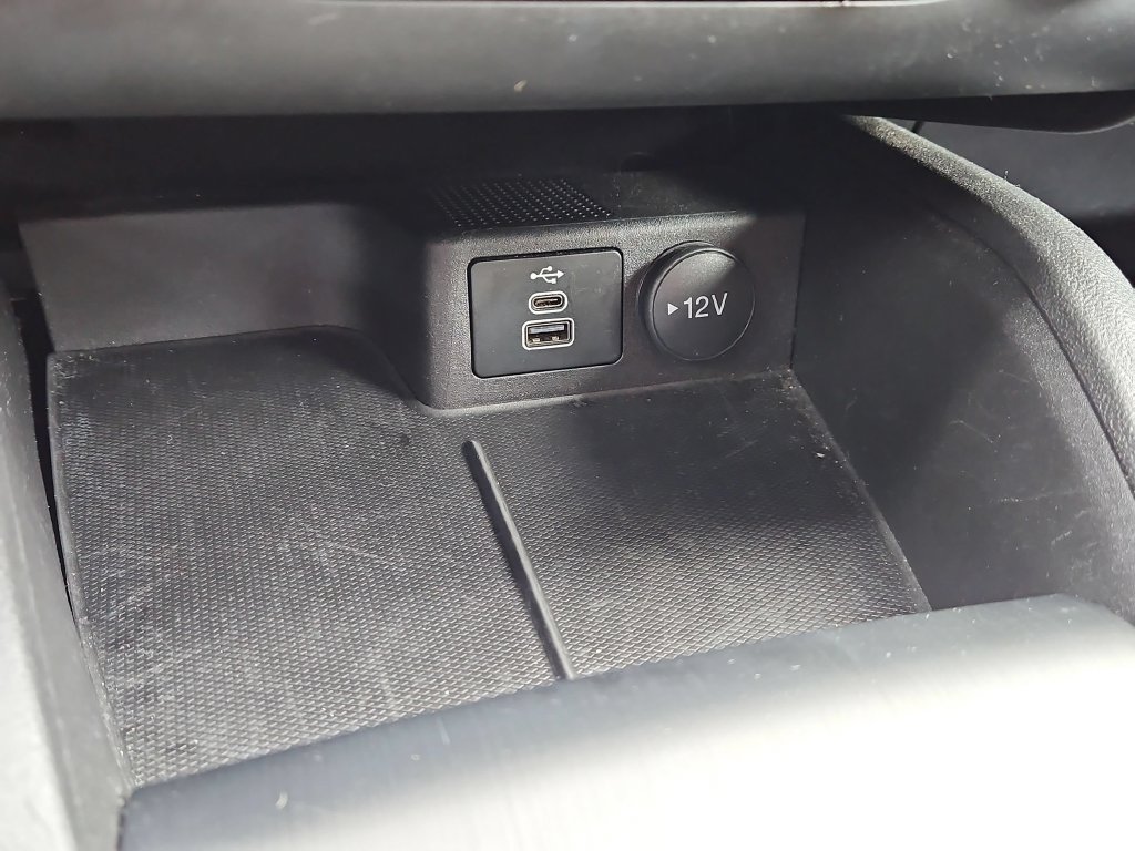 Used 2025 Ford Escape Active AWD/4WD image 24