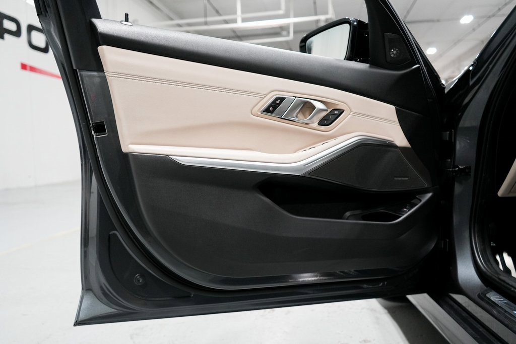 Used 2021 BMW M340i xDrive w/ Premium Package image 25