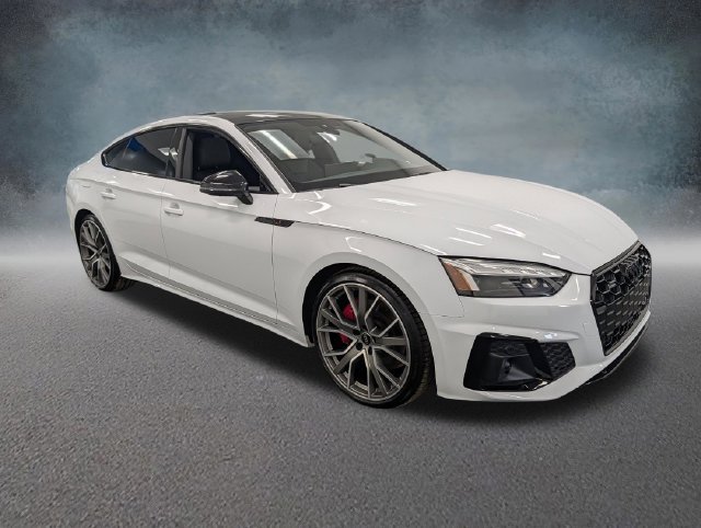 Used 2025 Audi A5 2.0T Premium Plus w/ Premium Plus AWD/4WD image 3