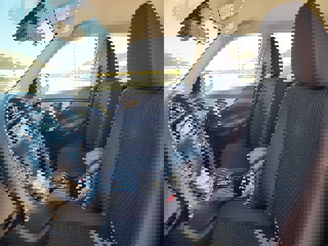 Used 2020 Nissan Rogue Sport S image 15