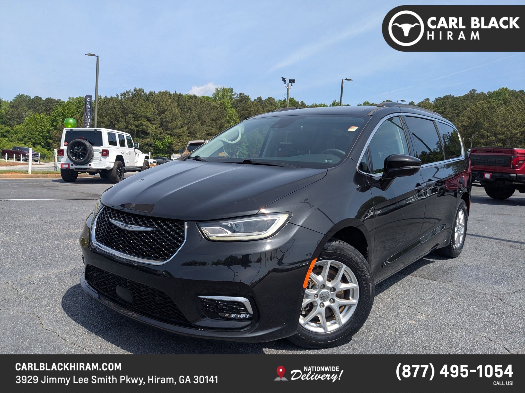 Used 2022 Chrysler Pacifica Touring-L w/ Uconnect Theater Family Group FWD image 1