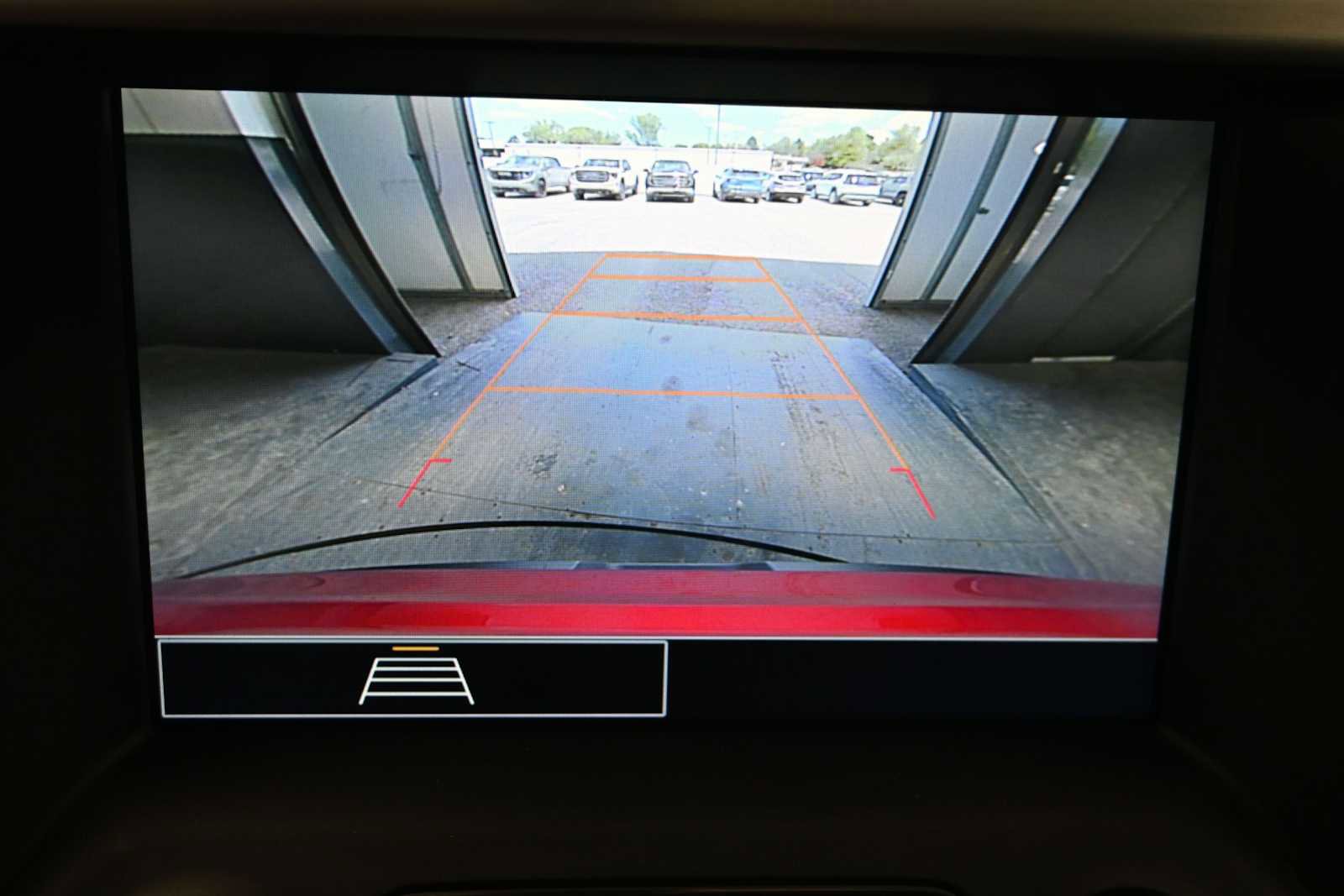 Used 2023 GMC Acadia SLE w/ Driver Convenience Package AWD/4WD image 15