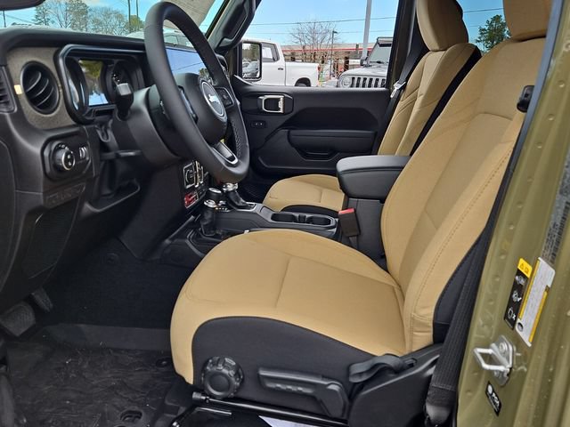 New 2026 Jeep Gladiator Willys AWD/4WD image 13