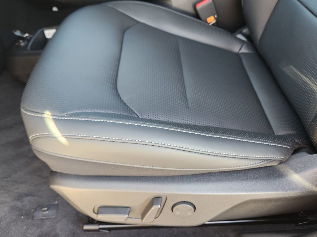 New 2025 Kia EV6 Wind image 10