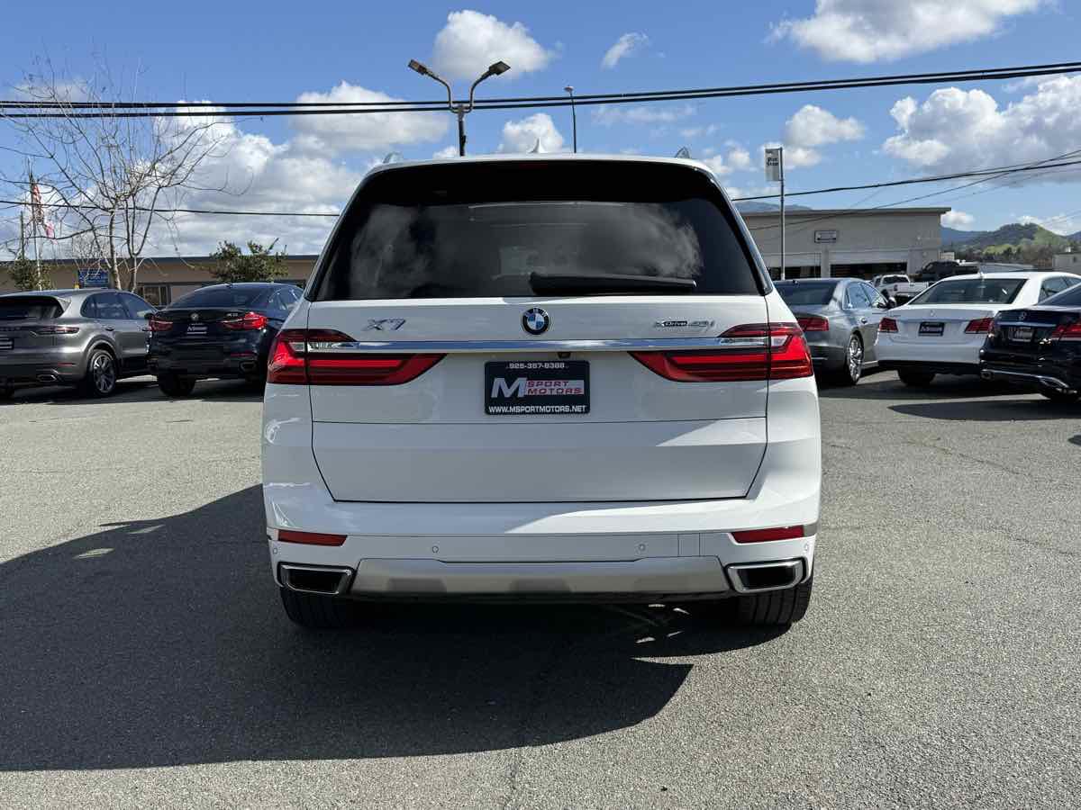 Used 2020 BMW X7 xDrive40i w/ Premium Package image 11