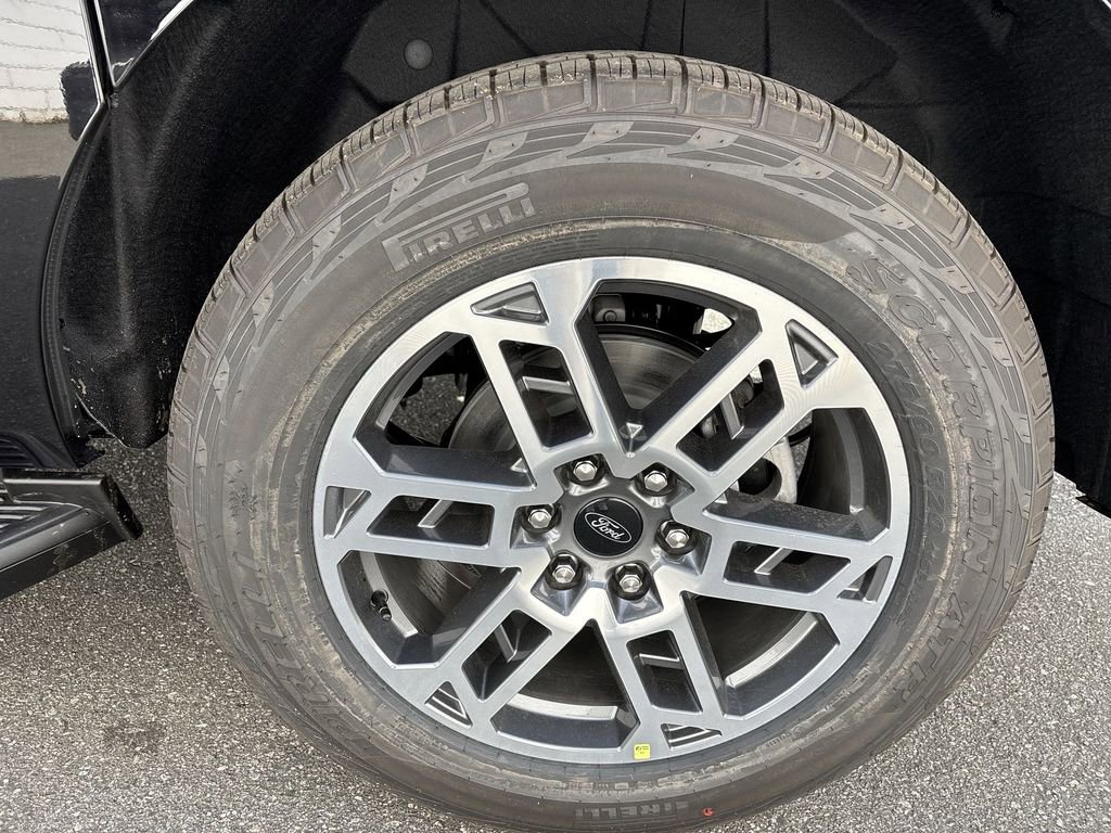 New 2026 Ford Expedition Max Active AWD/4WD image 18
