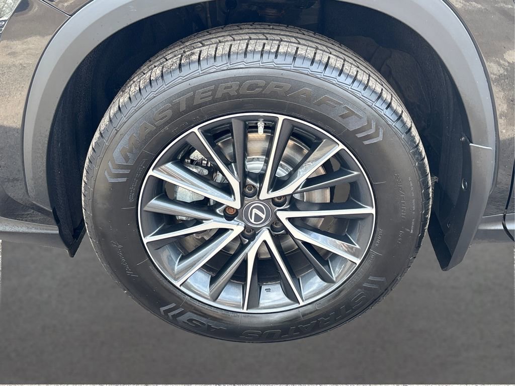 Used 2023 Lexus NX 250 AWD image 12