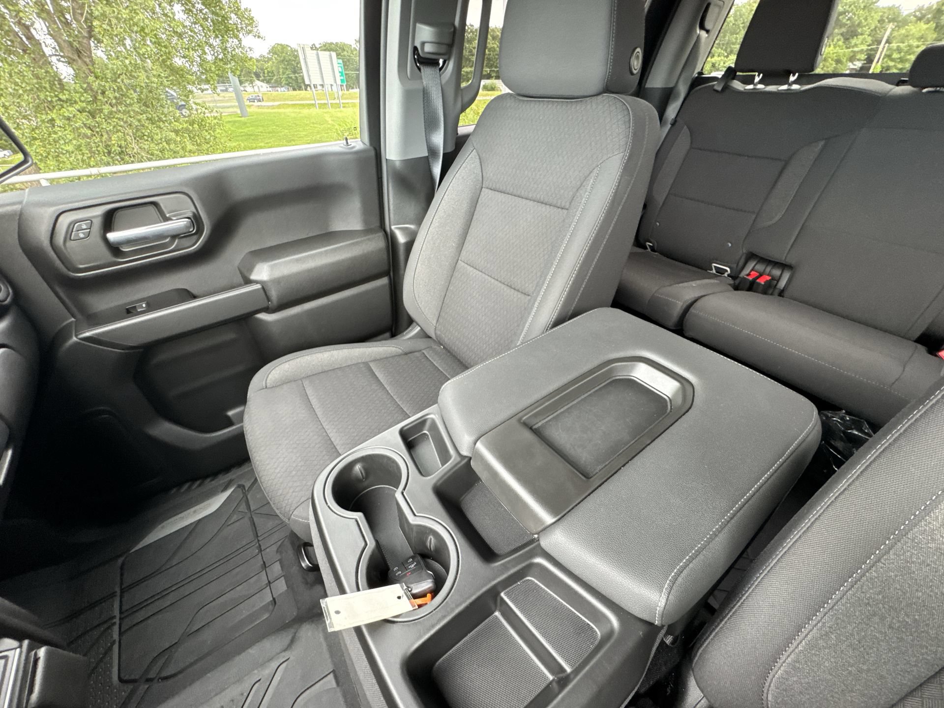 Certified 2026 Chevrolet Silverado 1500 Custom w/ Turbomax Blackout Package AWD/4WD image 20