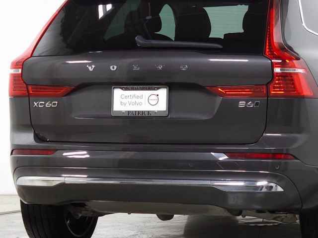 Certified 2023 Volvo XC60 B6 Ultimate w/ Climate Package image 10
