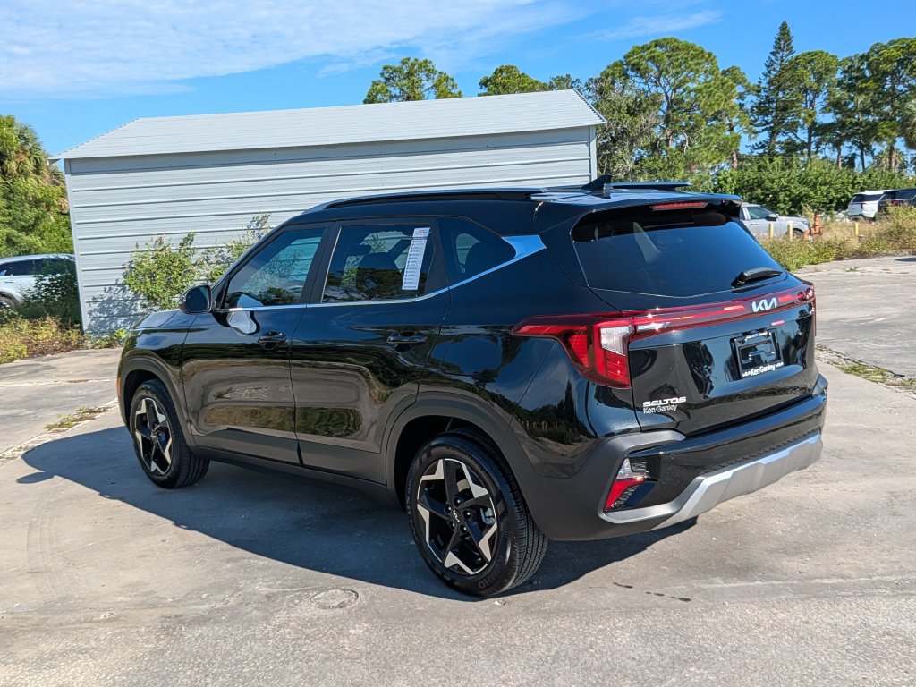 Certified 2026 Kia Seltos EX FWD image 7