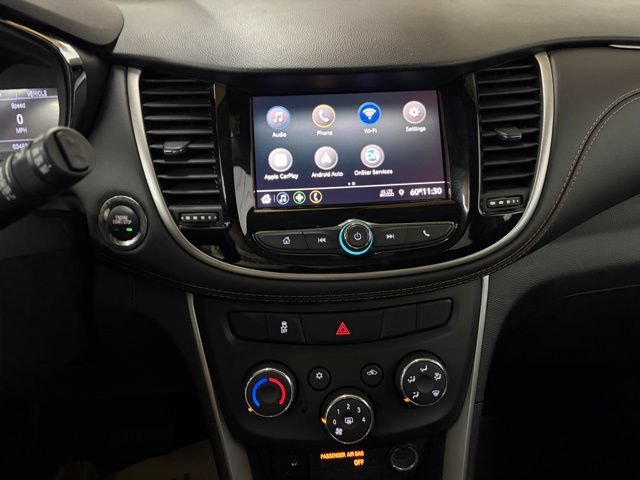 Used 2020 Chevrolet Trax LT w/ LT Convenience Package AWD/4WD image 32
